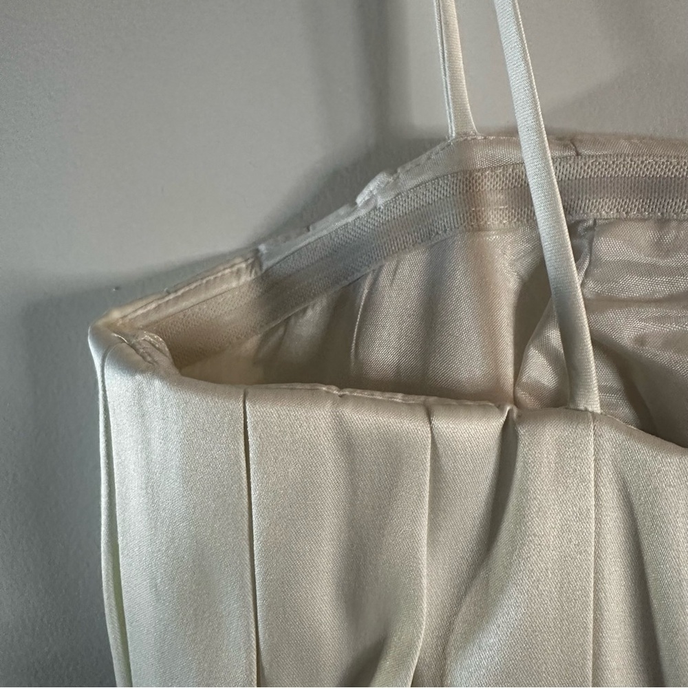 JS Collections Black & White Pleated Bodice Formal Gown Women’s Size 4 - Picture 14 of 16